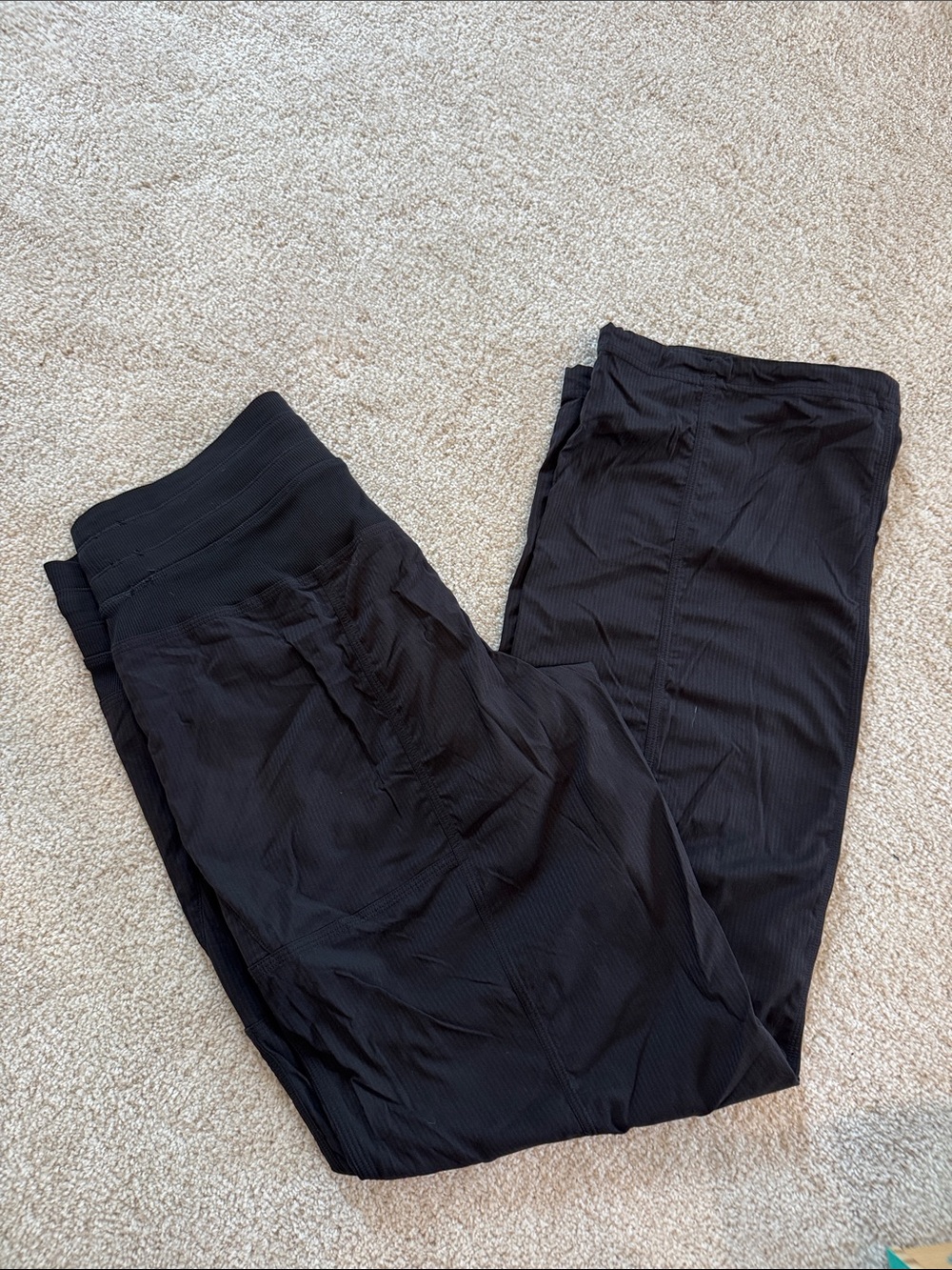 lululemon- size 8 Black dance, studio midrise pants - Picture 4 of 5